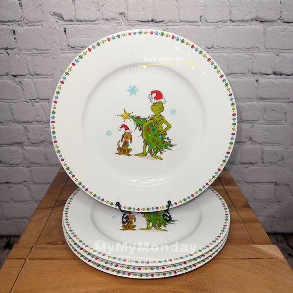 The Grinch Dinner Plate Set Of 4 - Picture 1 of 5